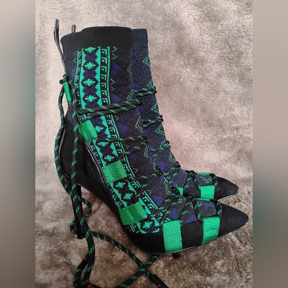 Patterned Green and Black Ankle Boots. New Without Tag - Picture 5 of 15